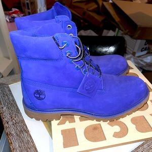 Timberland boot, Size 10, burple color, Worn once